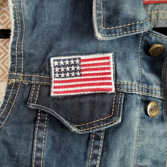 Rue21 | Acid Wash Distressed Patches Denim Vest - Picture 4 of 7